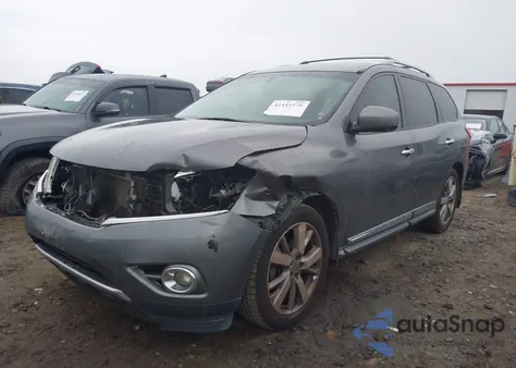 2016 Nissan Pathfinder Platinum z USA, uszkodzony, nr VIN 5N1AR2MN2GC661447